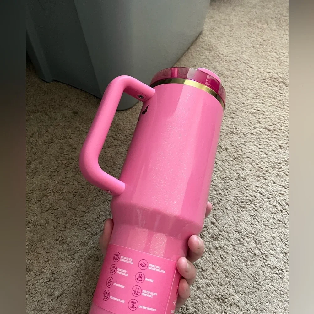 Limited Edition Stanley X Wicked Glinda Pink Quencher H2.0 Tumbler - Picture 4 of 7